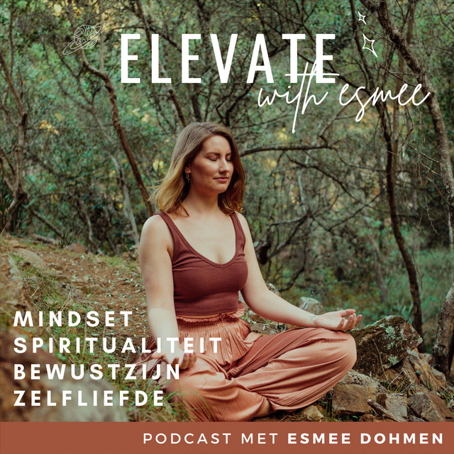 Lees meer over het artikel Podcast-opname voor Elevate with Esmee over prestatiedruk, de relatie met jezelf en een boek schrijven
